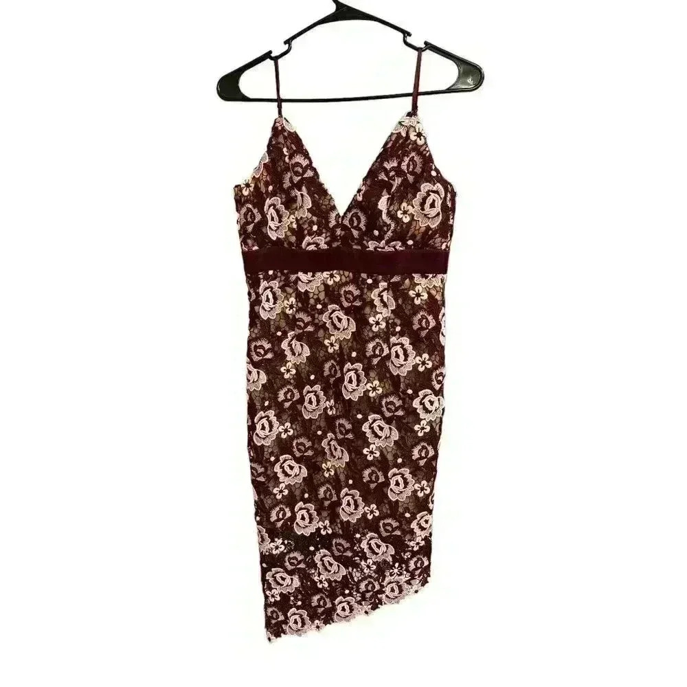 Bardot Lace Assymetrical Hem Cocktail Dress Burgandy and White Size 4, Pre-Owned